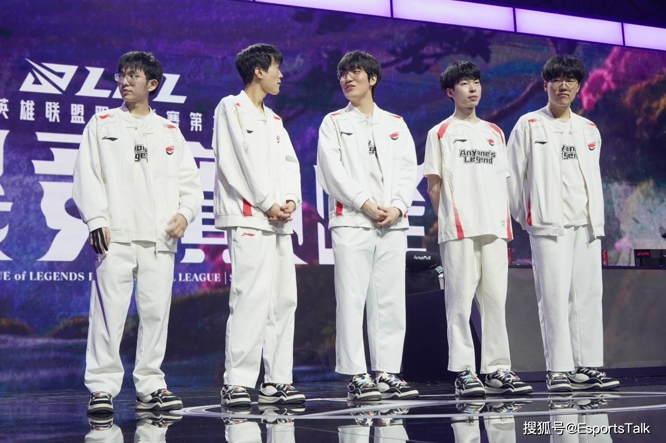 BLG鏖战HLE,Gumayusi完成史诗逆转峡谷大战入围赛,成为赛场最大亮点的简单介绍 BLG鏖战HLE,Gumayusi完成史诗逆转峡谷大战入围赛,成为赛场最大亮点的简单介绍